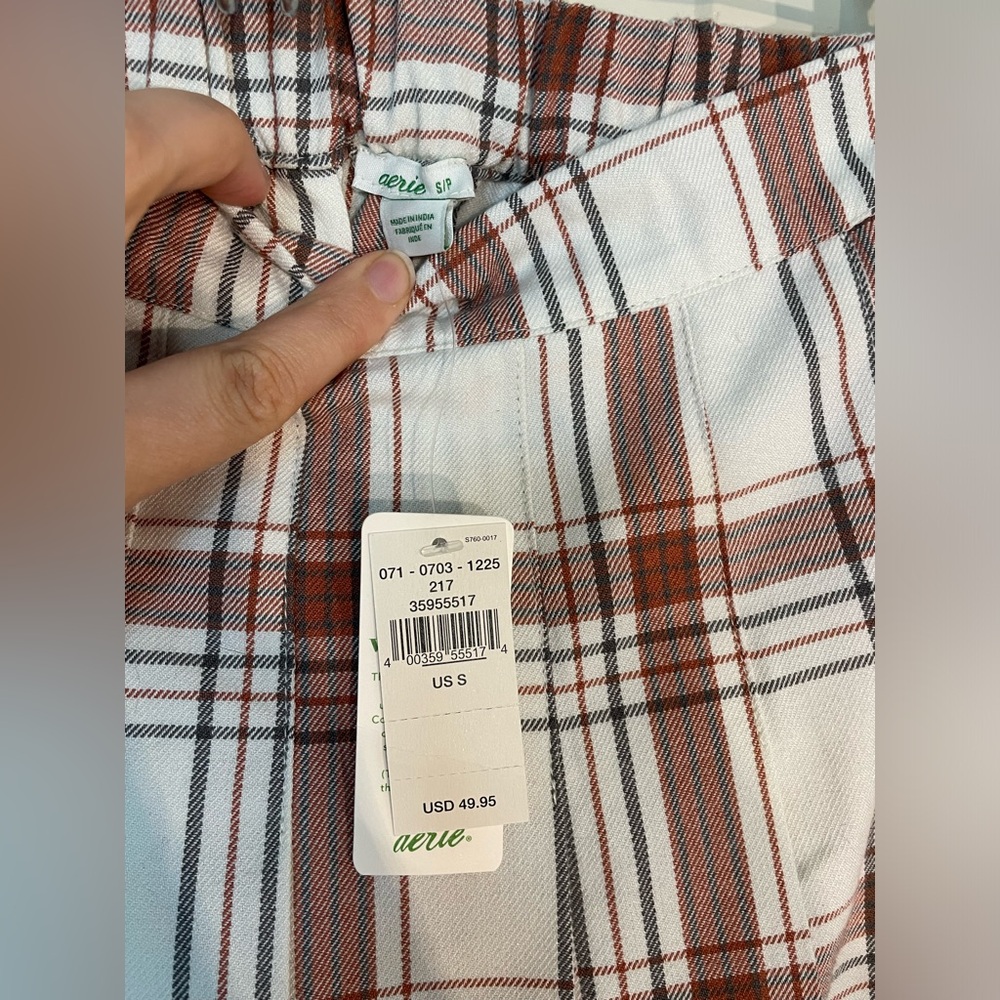NWT Aerie plaid pleated mini skirt in white and brown size small - Picture 7 of 8